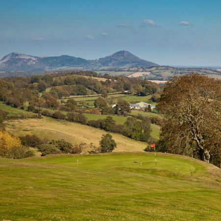 Villa Gors Llanfair Caereinion Esterno foto